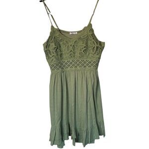 Dokuutu Women's Green Lace Crochet Midi Dress Standard Size M Sleeveless Casual